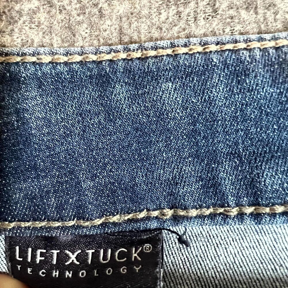 NYDJ Dayla Jeans Womens Size 6 Blue Denim Cuff Capri Lift Tuck Technology 32x26 - Picture 4 of 11